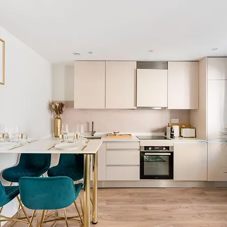 Apartment Beige Hospitalite - Salome - Golden